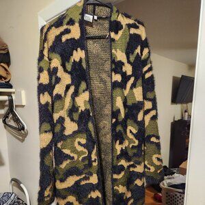 Long Camouflage Cardigan Size L/XL